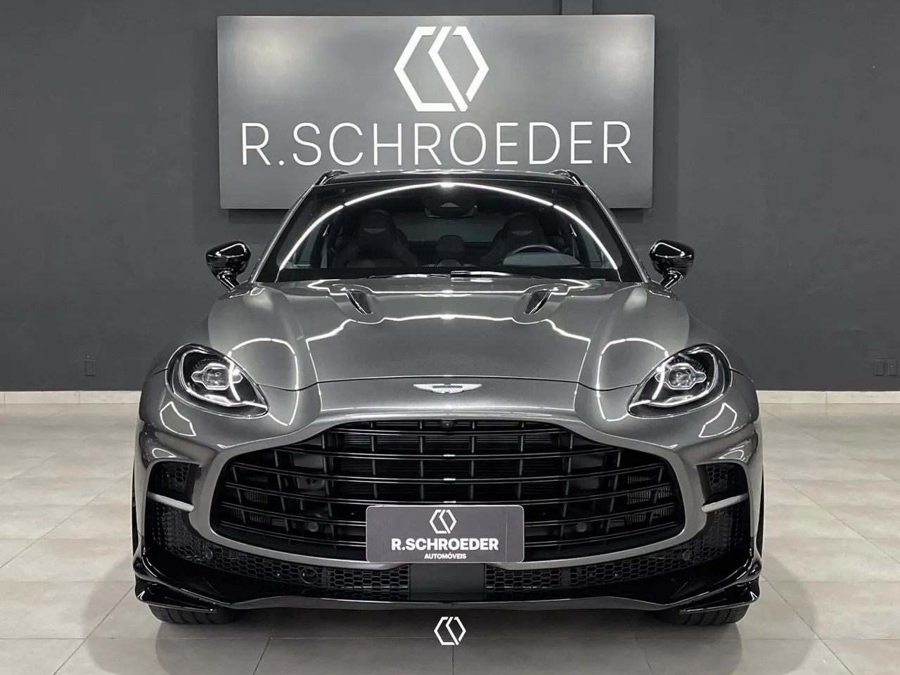 Aston Martin DBX 707 4.0 V8 707cv, foto 3 de 20