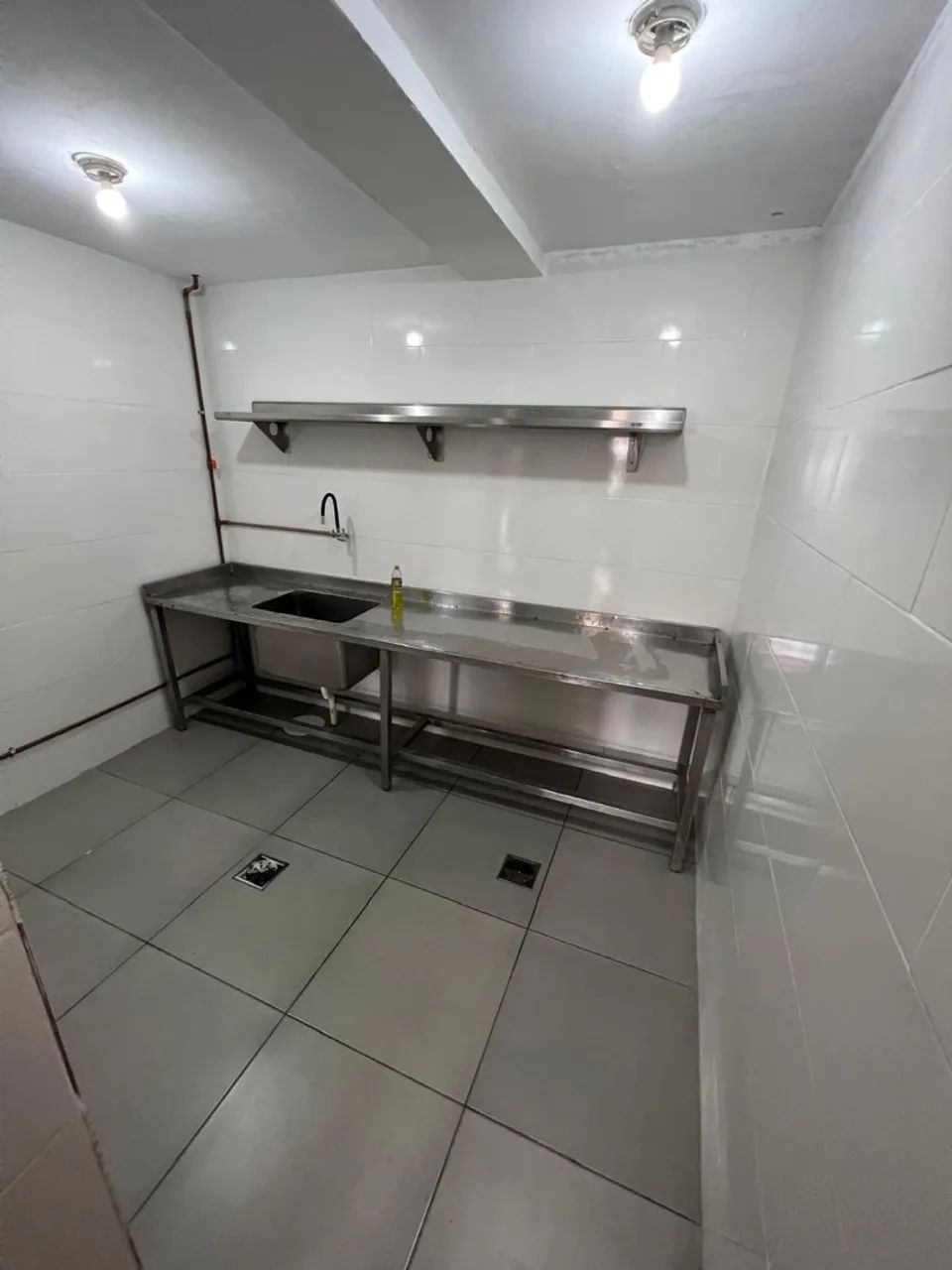 Bancada de inox com tanque (pia) - Foto 2