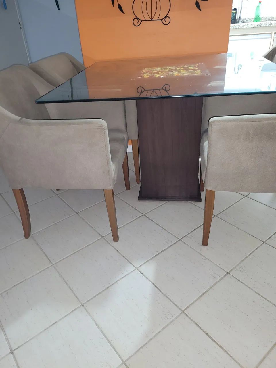  04 Poltronas  bege, podendo usar na mesa, sala ou escritório  - Foto 2