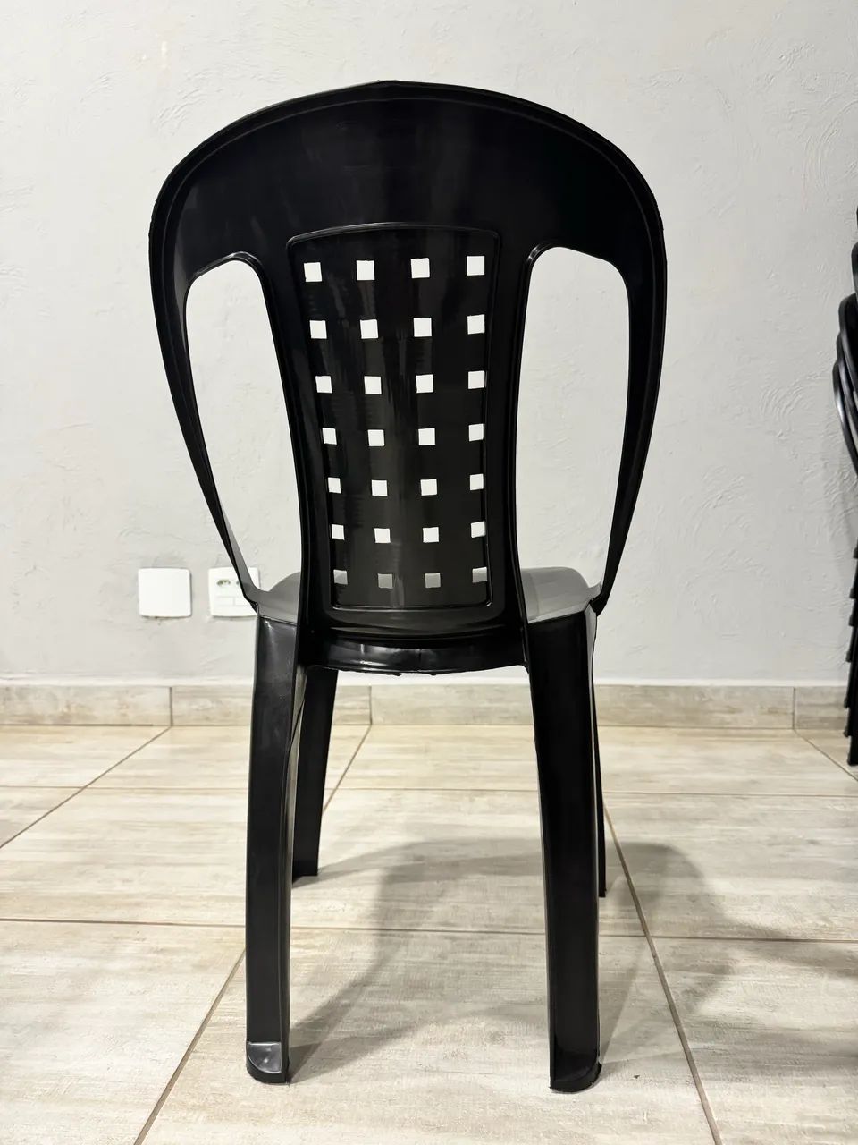OPORTUNIDADE! Cadeiras plásticas apenas R$ 29 cada - Foto 3