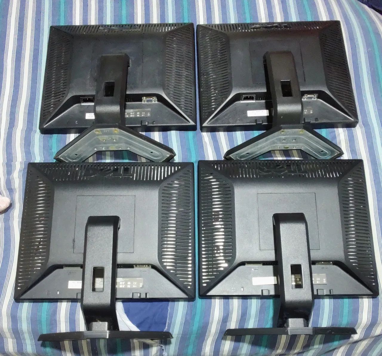 4 monitor Dell 17 polegadas tudo funcionando  - Foto 2