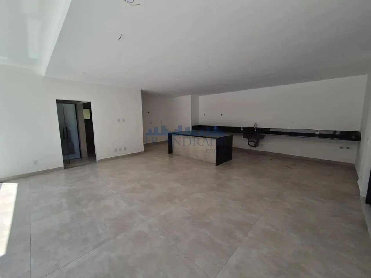 Mansão com 843m² em terreno de 1001m², vista Pedra da Gávea, 5 suites no Itanhangá - Foto 7