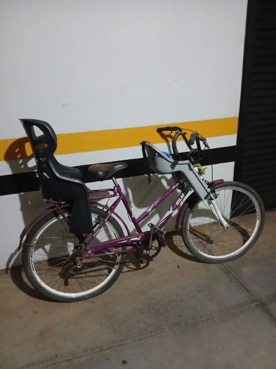 Bicicleta sem marcha com cadeirinhas - Foto 3