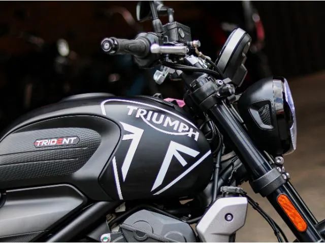 TRIUMPH TRIDENT 660 - Foto 4