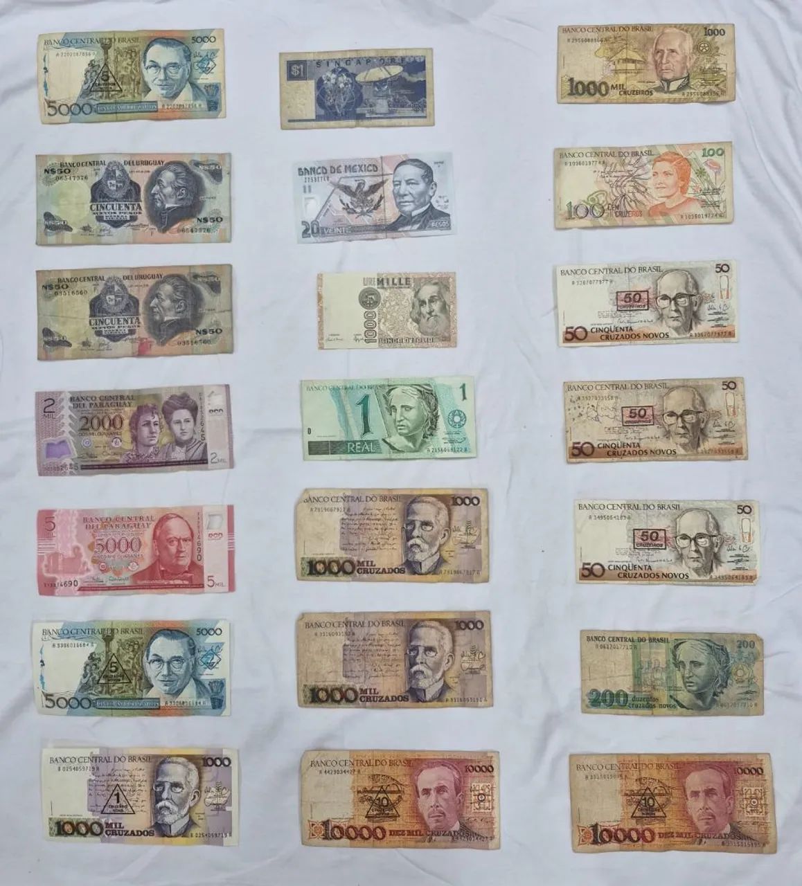 NOTAS ANTIGAS E MOEDAS DESAPEGO