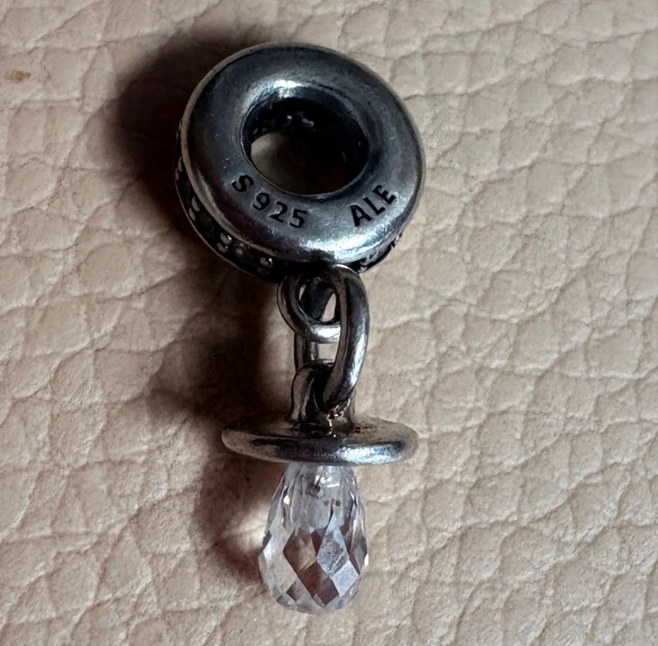 berloque / charm chupeta bebê pandora prata 925 e zircônia