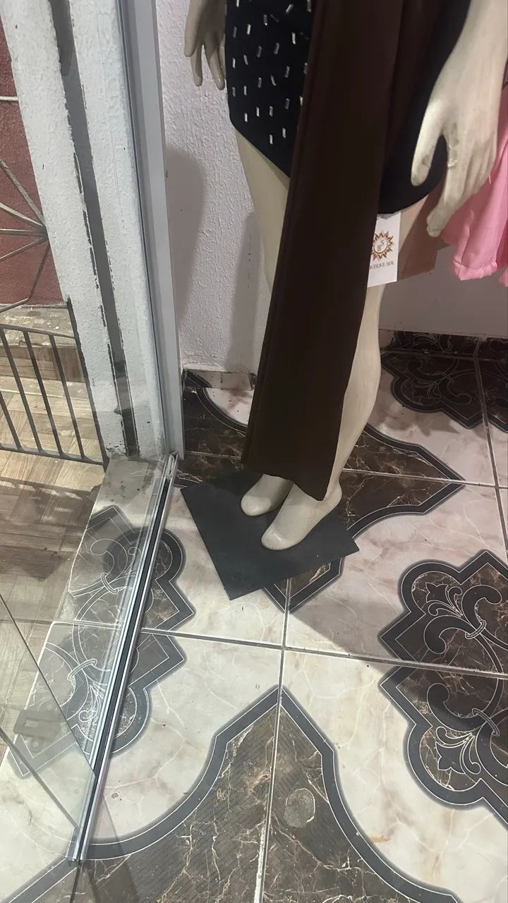 Manequim feminina - Foto 2