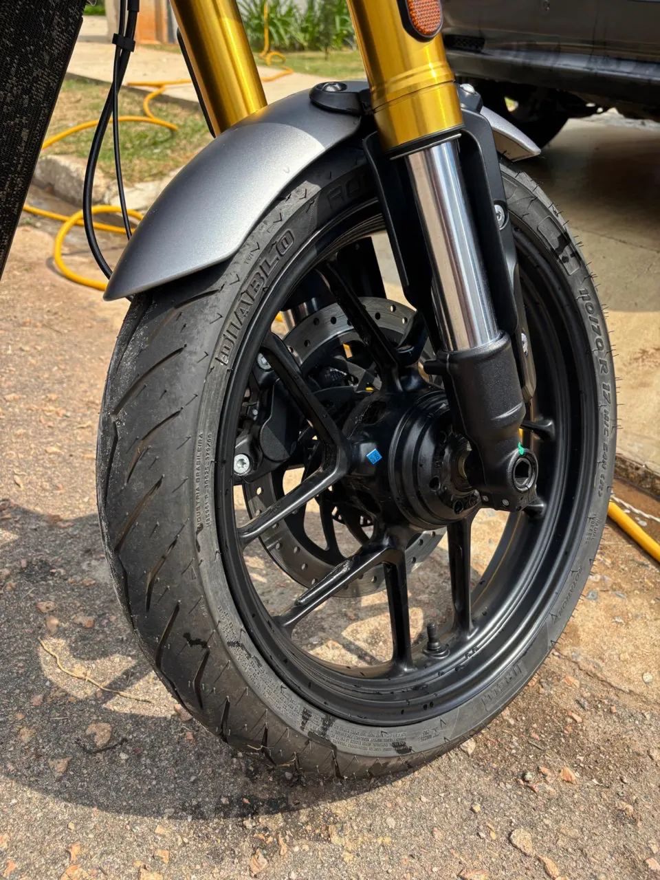 Triumph Speed 400 - Foto 5