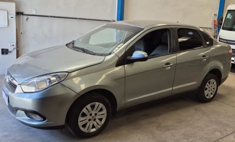 Fiat Grand Siena ESSENCE 1.6 FLEX 16V 2016