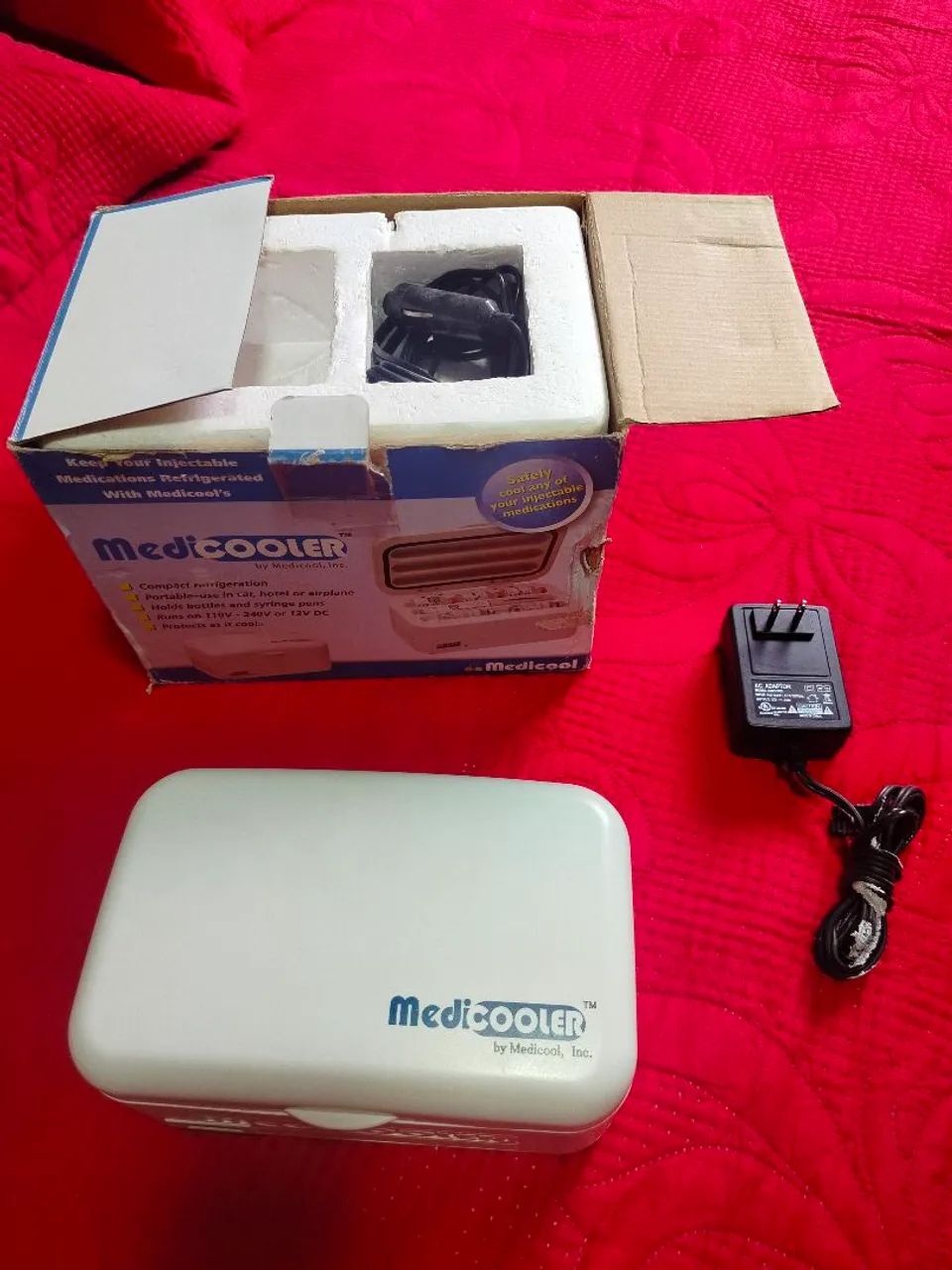 Mini refrigerador bivolt e 12v medicooler  - Foto 4