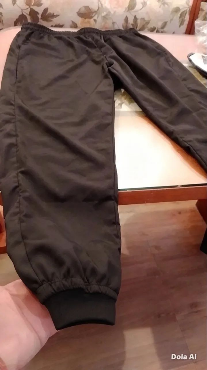 Calça Jogger em tecido Tactel - Foto 2