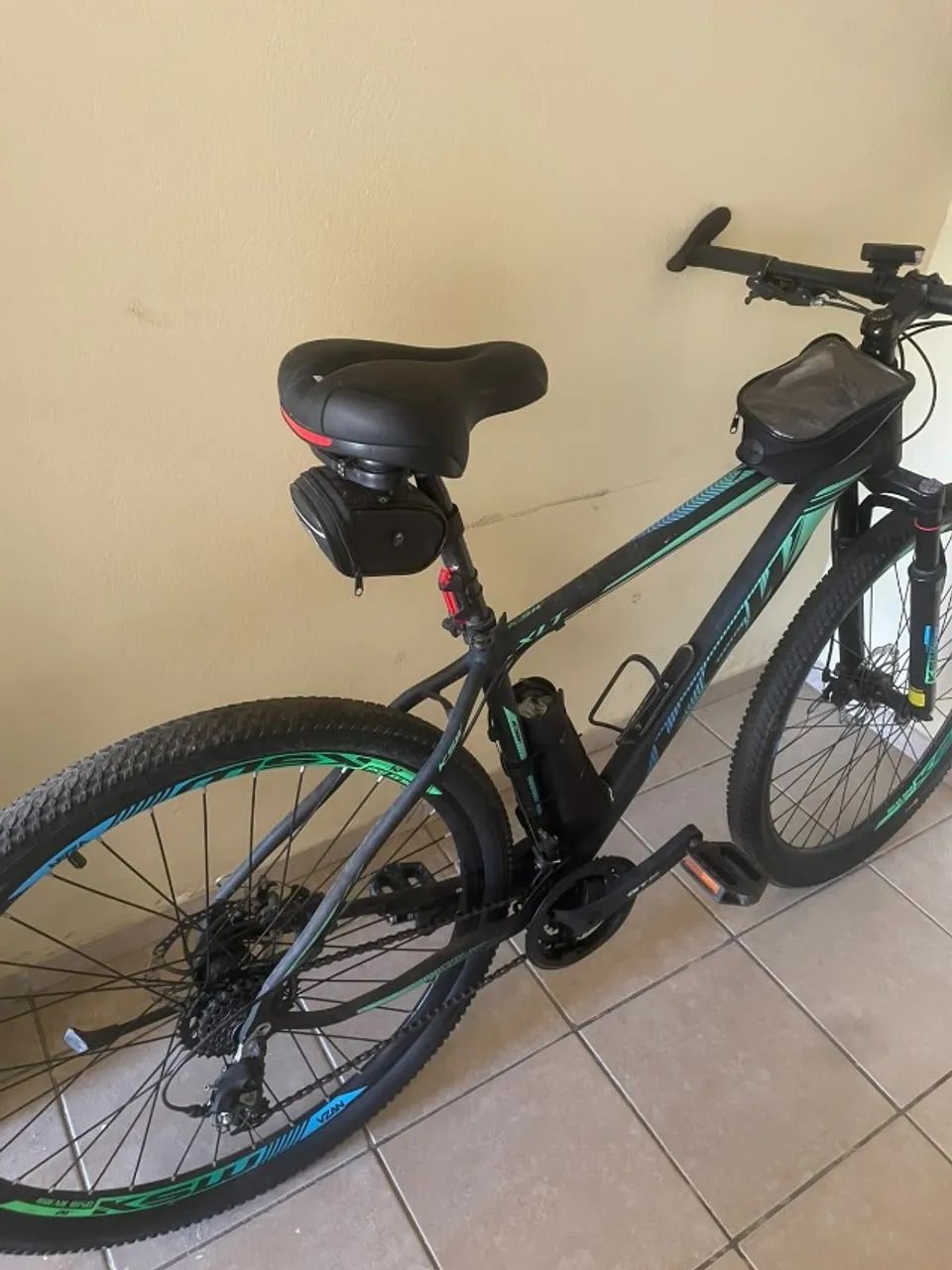 Bicicleta KWS usada