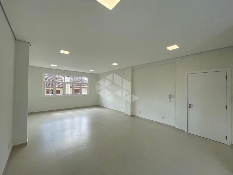 Sala 68M² - para Alugar - Foto 3