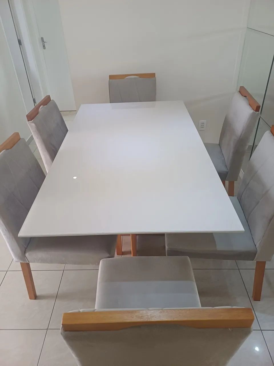 Mesa com 6 cadeiras  - Foto 2