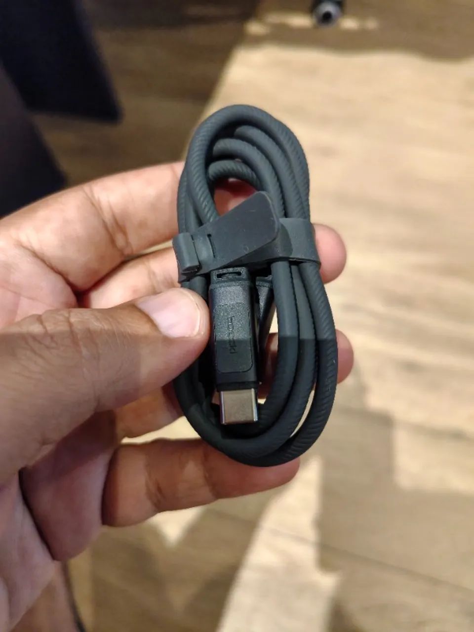 Cabo USB-C Toocki 240w novo sem uso - Foto 2