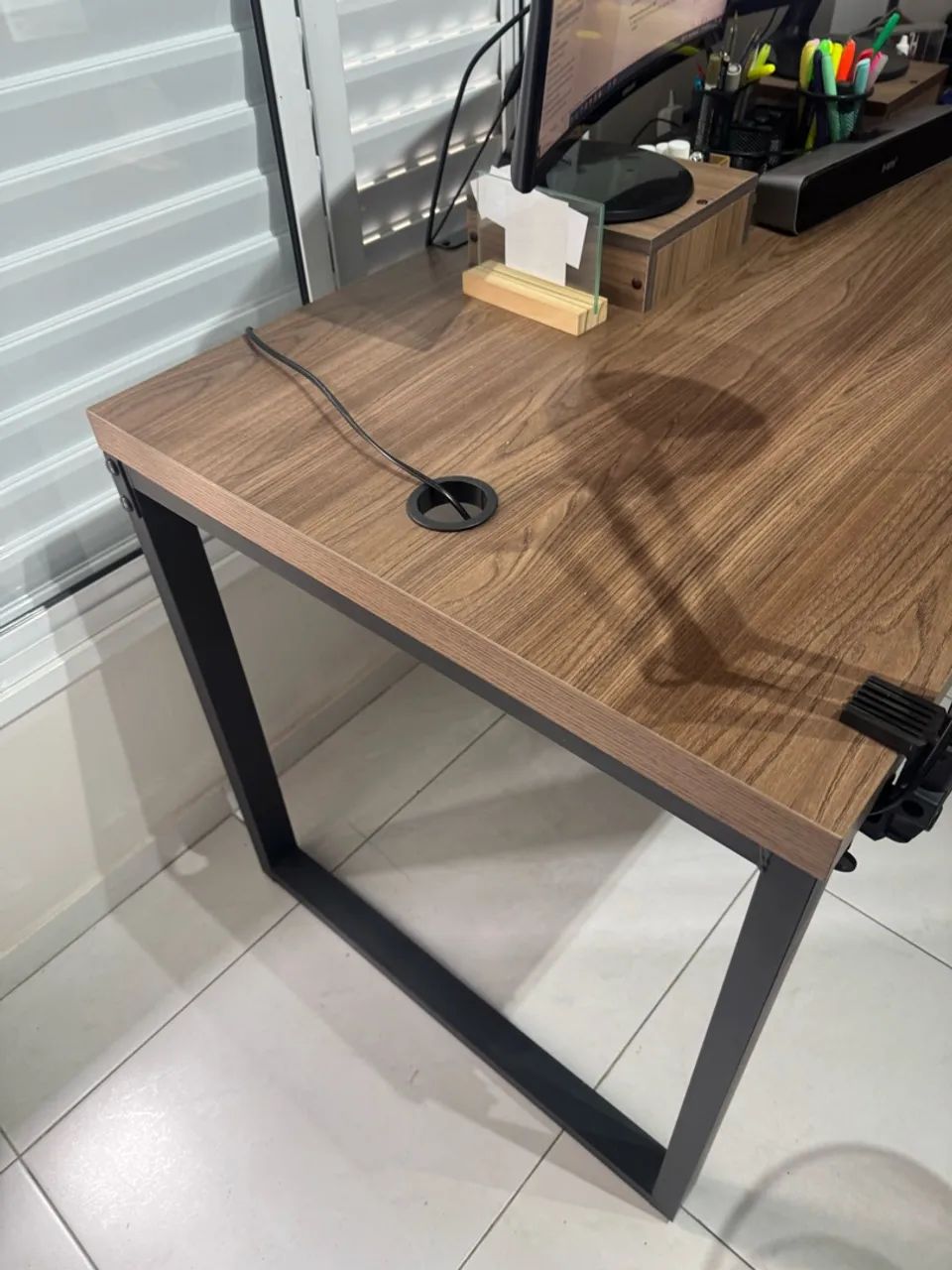 Mesa de escritório - Foto 3