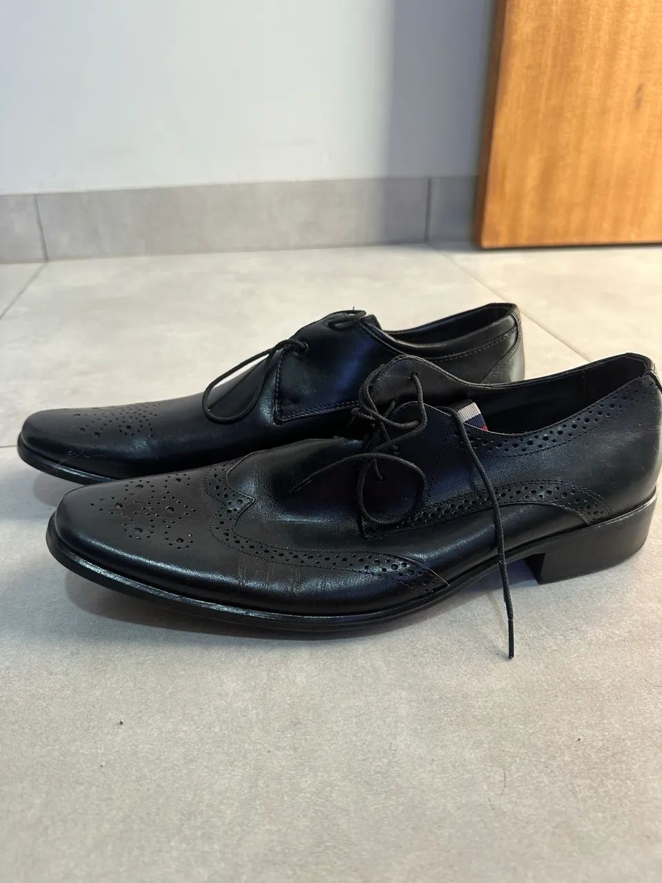Sapatos de couro marca tchwm shoes - Foto 2