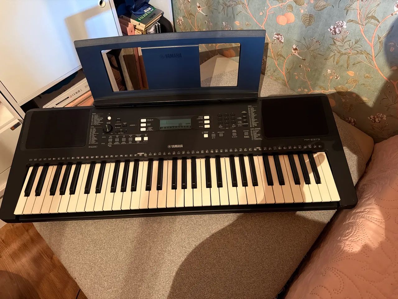 Teclado Yamaha psr e373