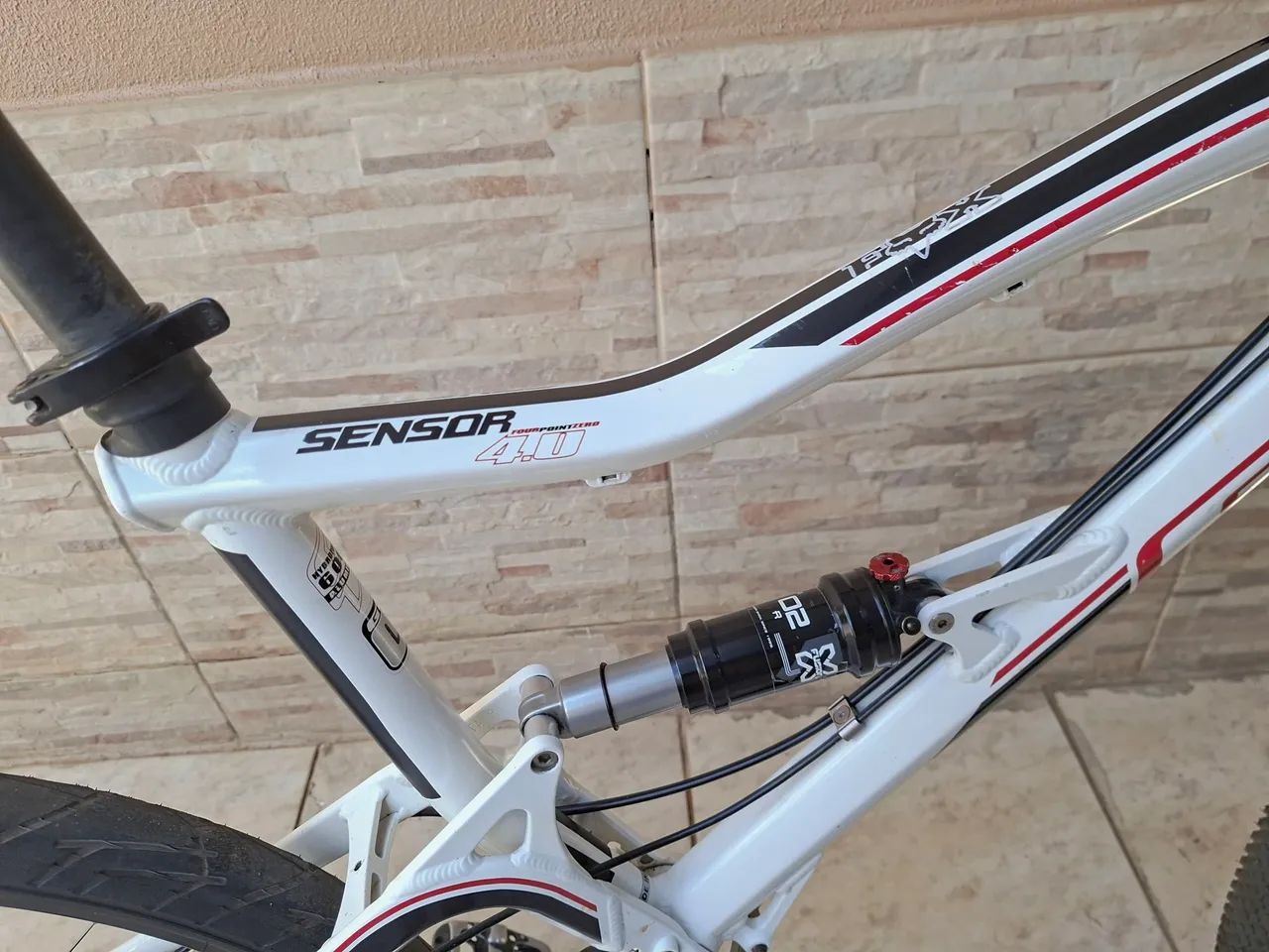 Bike gt sensor 4.0 2013 full tamanho 19 aros 27.5  - Foto 3