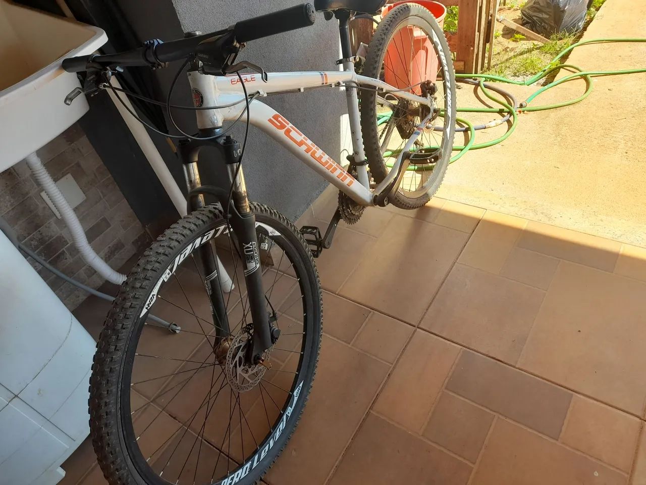 VENDO OU TROCO BIKE ARO 29
