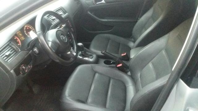 Jetta 2.0 11/11 Automático Completão + teto solar, aceito troca e financio - Foto 11