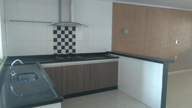 Vendo casa em Águas Lindas, com 3 Quartos, 2 Ban. / 2 Gar. + 2 Kits, independentes - Foto 3