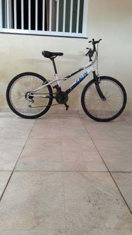 Uma bicicleta caloi