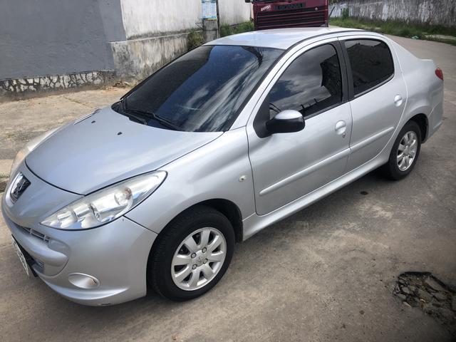 PEUGEOT SEDAN XR 1.4 PASSION FLEX 8V 2013 COMPLETO R$ 9.990+ 27x795,00(JÁ FINANCIADO)