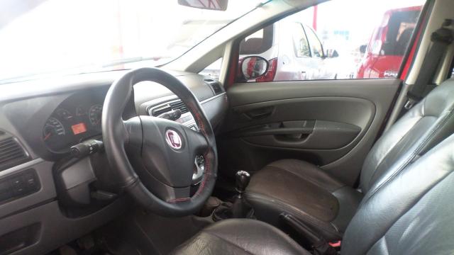 PUNTO 2011/2012 1.4 ATTRACTIVE 8V FLEX 4P MANUAL - Foto 8