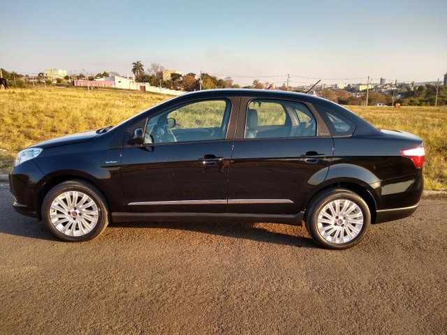 FIAT GRAND SIENA ESSENCE DUAL. 1.6 FLEX 16V