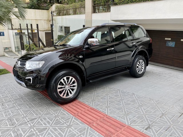 MITSUBISHI PAJERO 3.2 DI-D HPE 4WD DIESEL BAIXA KM 07 LUGARES