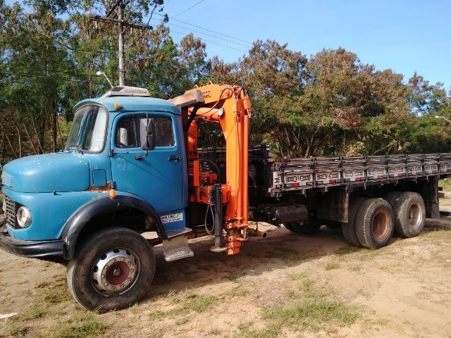 CAMINHÃO MUNCK MERCEDES 1313 1981