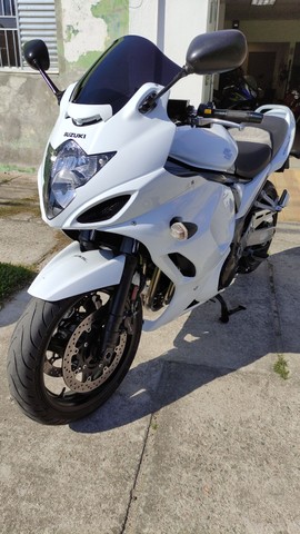 SUZUKI GSX 1250 FA APENAS 22 MIL KM