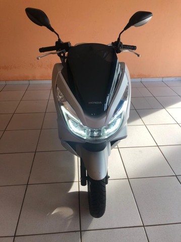 HONDA PCX PRATA FOSCA 2017 BAIXO KM