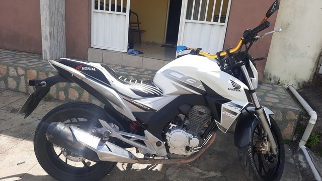 MOTO HONDA CB TWISTER 250 LINDISSIMA ACEITO TROCAS