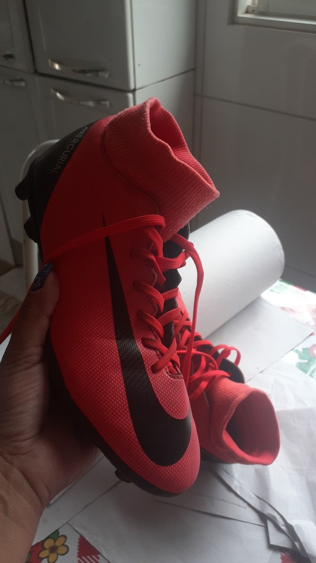 chuteira nike 37