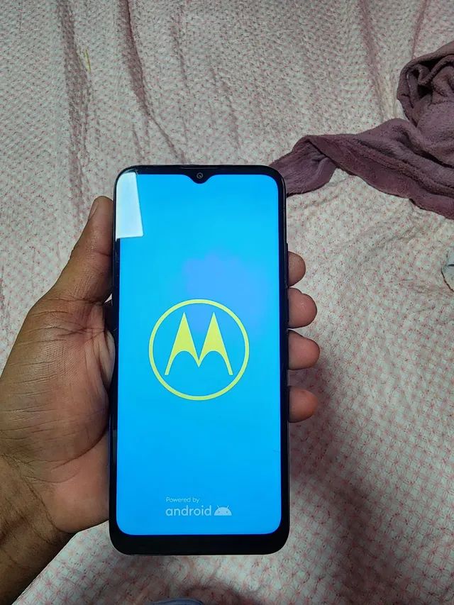 MOTOROLA G8 POWER LITE