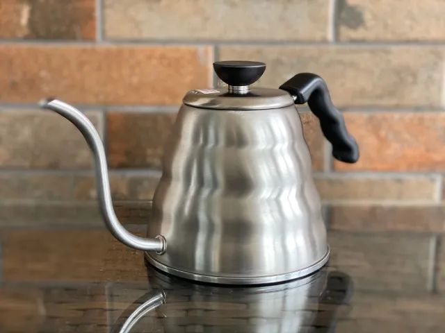 Chaleira Hario Buono V60 Vkb-120 Bico Ganso Japão Original - Foto 6