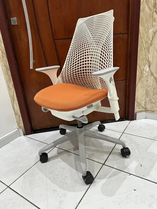 Cadeira de Escritório Herman Miller Aeron - Foto 2