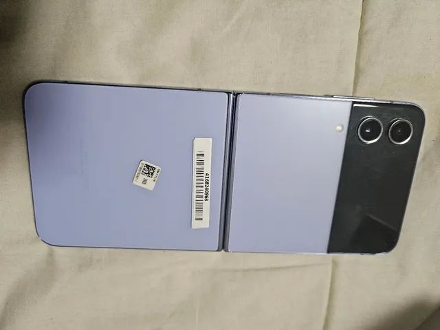 Zflip 4 azul tela quebrada 