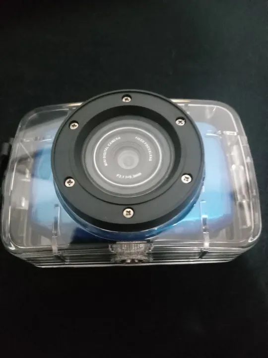 CÂMERA À PROVA D'AGUA