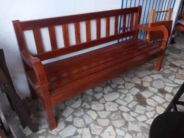 Conjunto de 1 sofá de dois lugares + 2 poltronas de madeira maciça - Foto 3