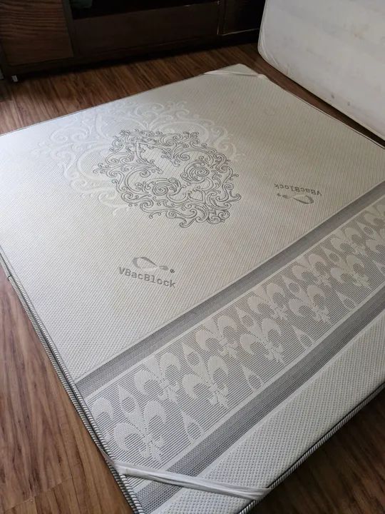 Pillow top de espuma tamanho king 1,93 X 2,03 - Foto 2