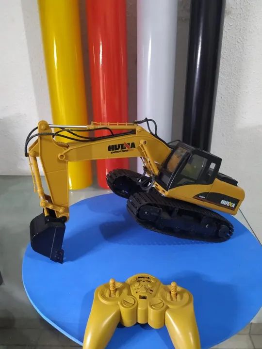 Escavadeira de controle remoto - Foto 2