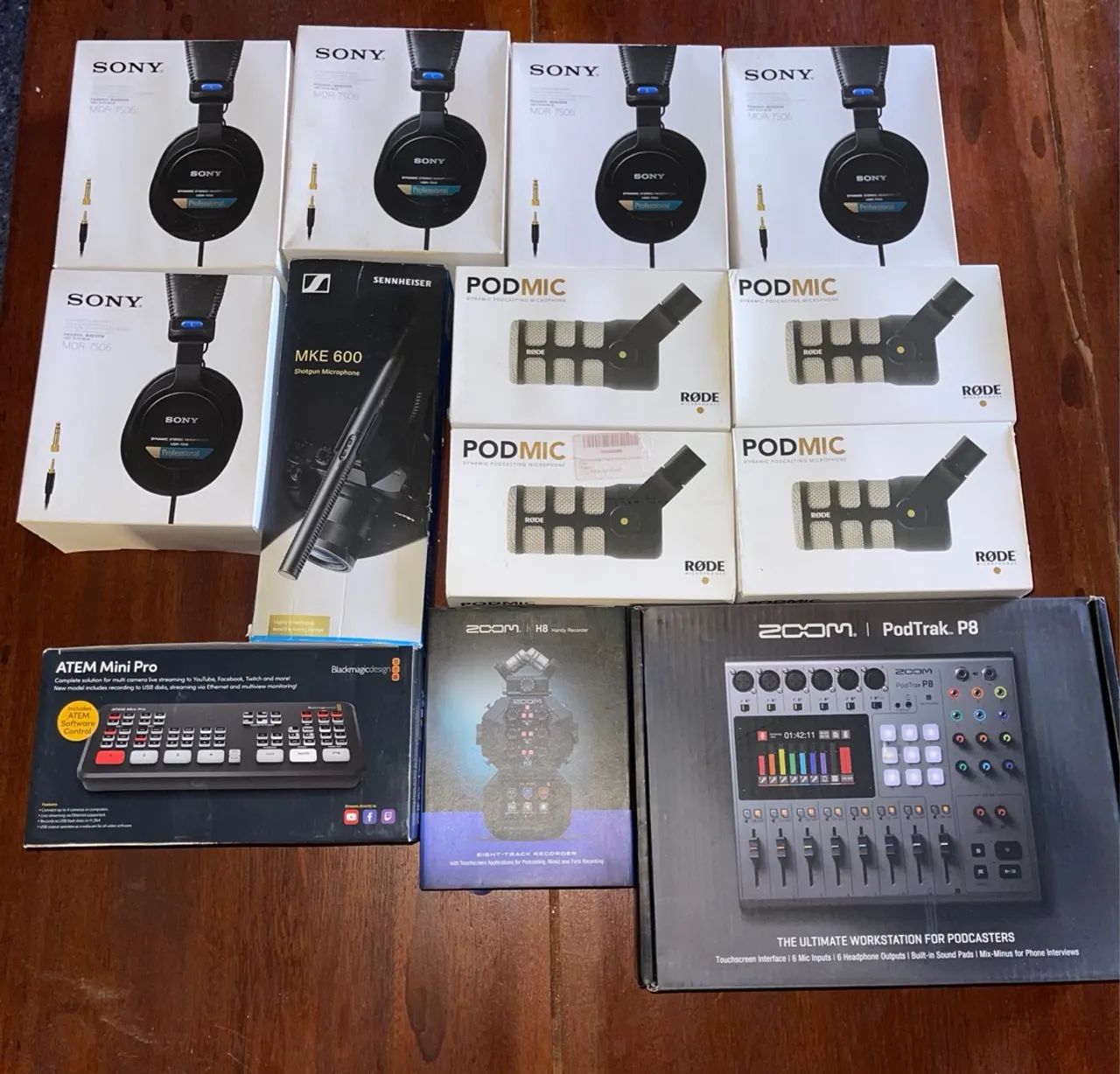 KIT COMPLETO PARA PODCAST ?Tudo novo na caixa?