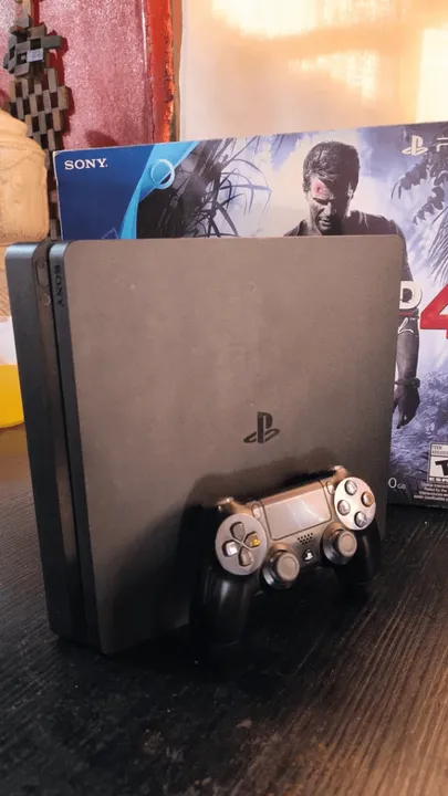 Sony Playstation 4 Slim 1000gb Uncharted 4: A Thief's End Bundle (Usado)