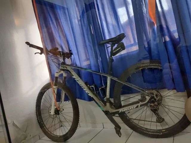 Oportunidade - Bicicleta MTB Carbono SHIMANO SLX/XT + RockShox