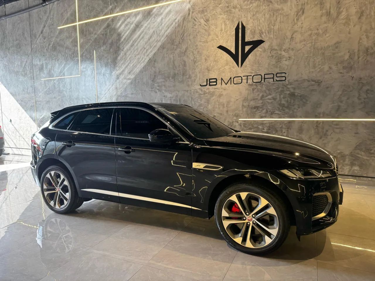 Jaguar F-Pace 2.0 P400e Phev R-Dynamic Se Awd Automático - Foto 3