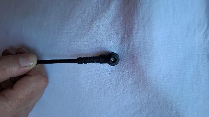 Fonte para monitor samsung, 12 volts x 3 amperes, pino agulha de 8 mm - Foto 6