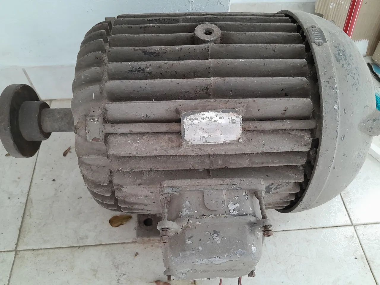 MOTOR ELÉTRICO 10 CV 220/440V 